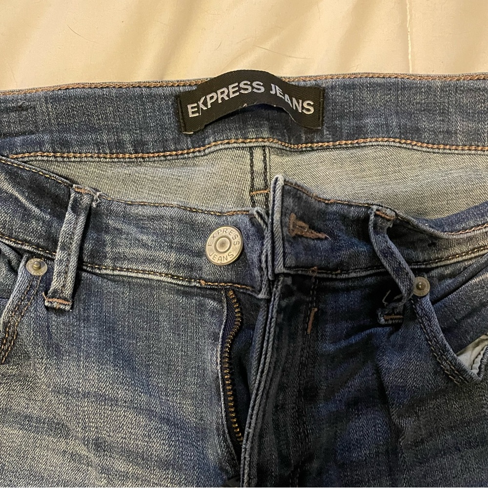 Express Jeans - Picture 3 of 4